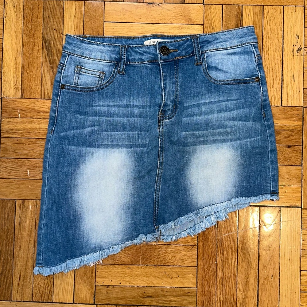 Asymmetric jean skirt